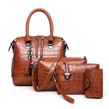 Load image into Gallery viewer, Crocodile Empress Purse Set